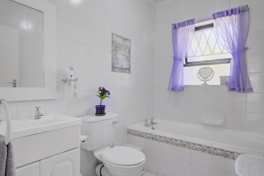 3 Bedroom Property for Sale in Sherwood Eastern Cape